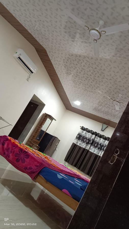 The Royal Ascot Holiday Home Alibag Bagian luar foto